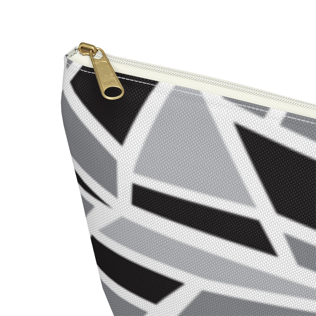 Black & White Geo Printed Accessory Pouch w T-bottom